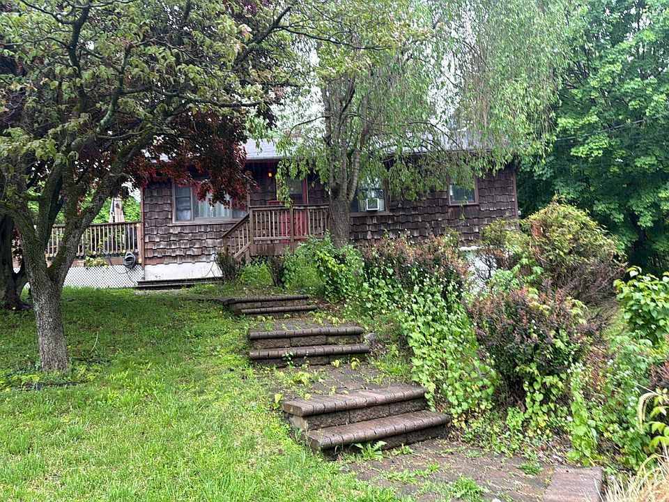 1st image of 8 Wilson Ave