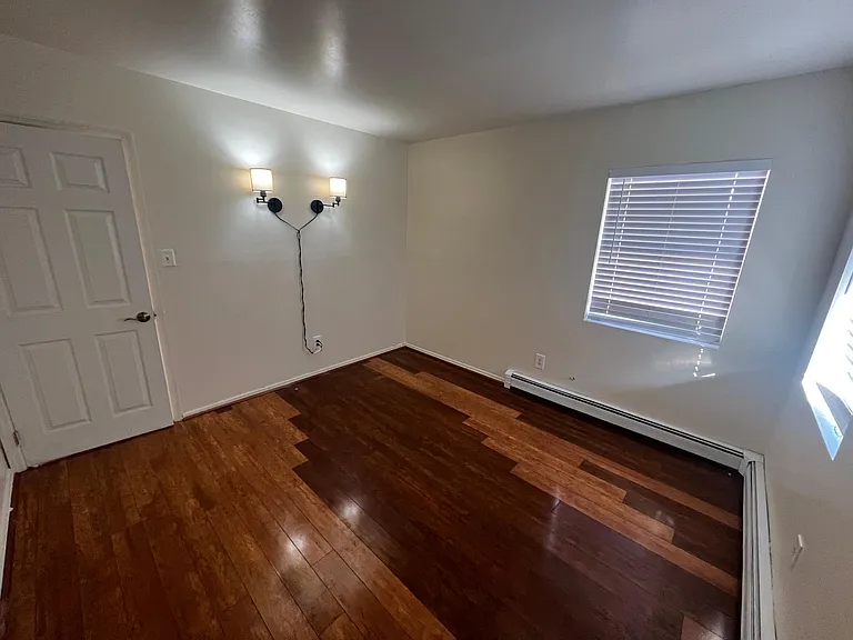 2424A Curtis St #2 — Photo 12