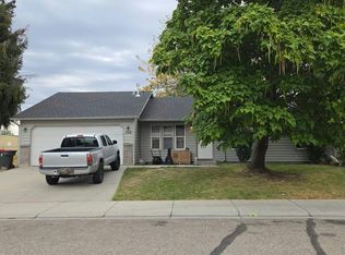 768 N Tall Pine Pl, Meridian, ID 83642