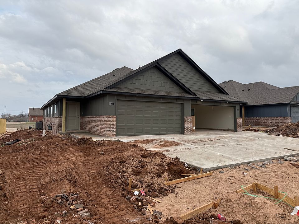 1st image of 11514 University Dr