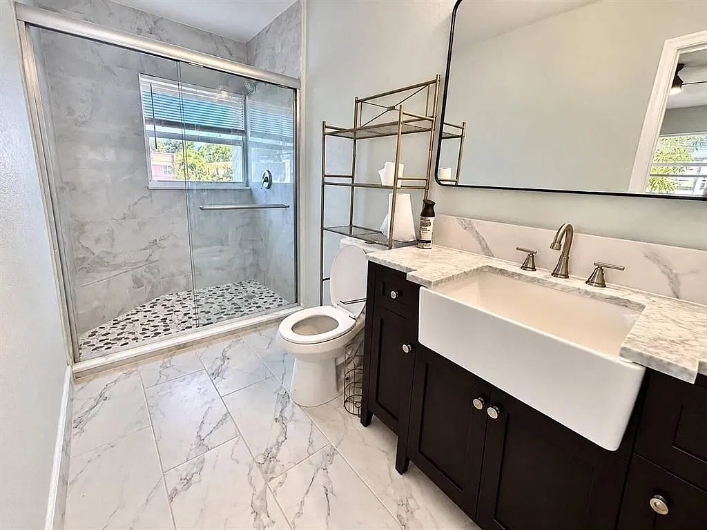3 bed, 3.0 bath, 1620 sqft, $3,250 — Photo 4