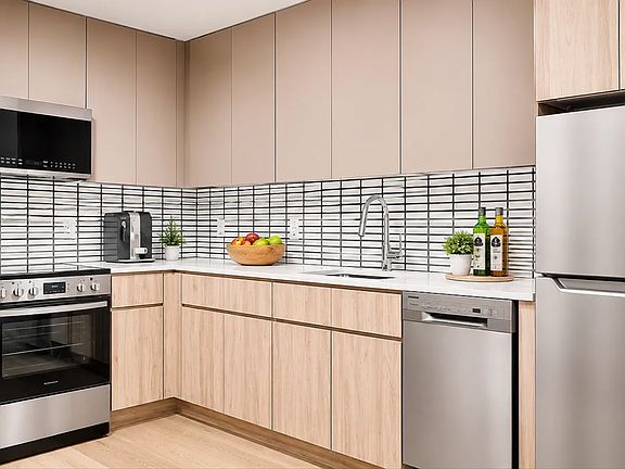 3rd image of 91 Bruckner Blvd #703