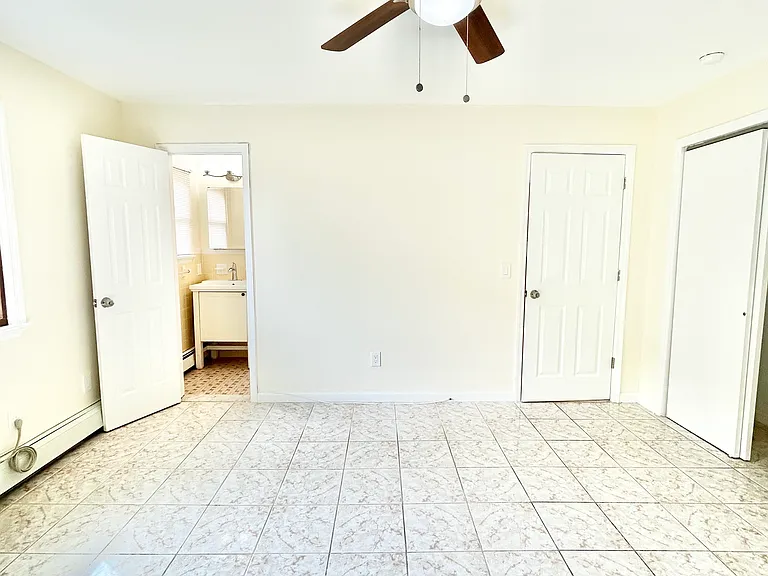 164 Rossiter Ave #1 — Photo 23