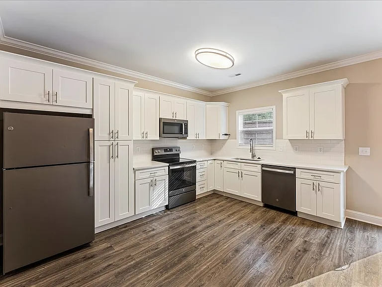 Townehomes of Beaver Ridge — Photo 6