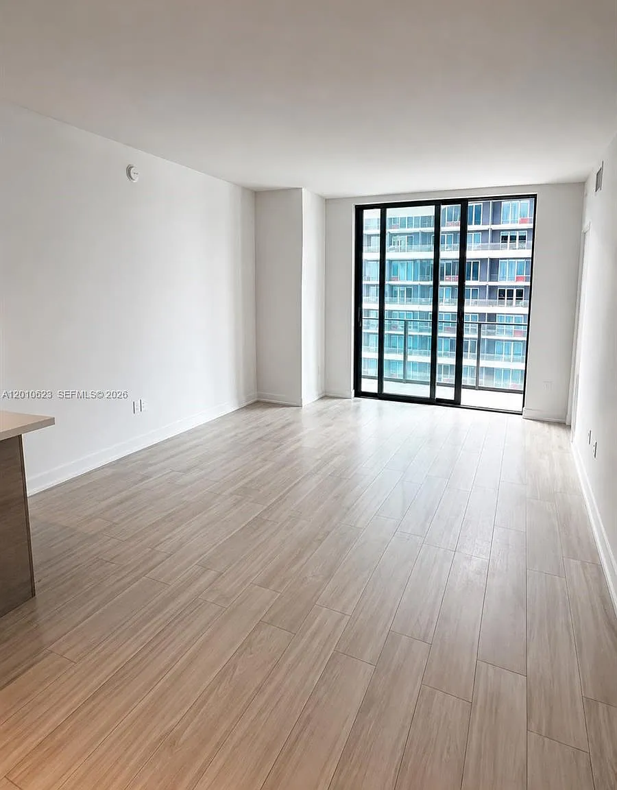1300 S Miami Avenue Condo — Photo 1