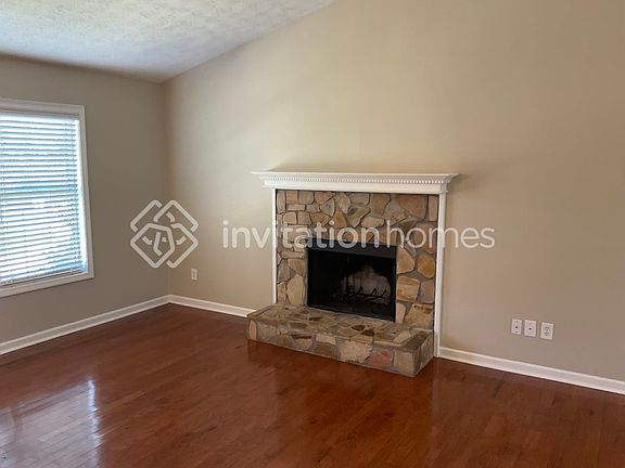 3rd image of 5406 Hunnington Mill Dr