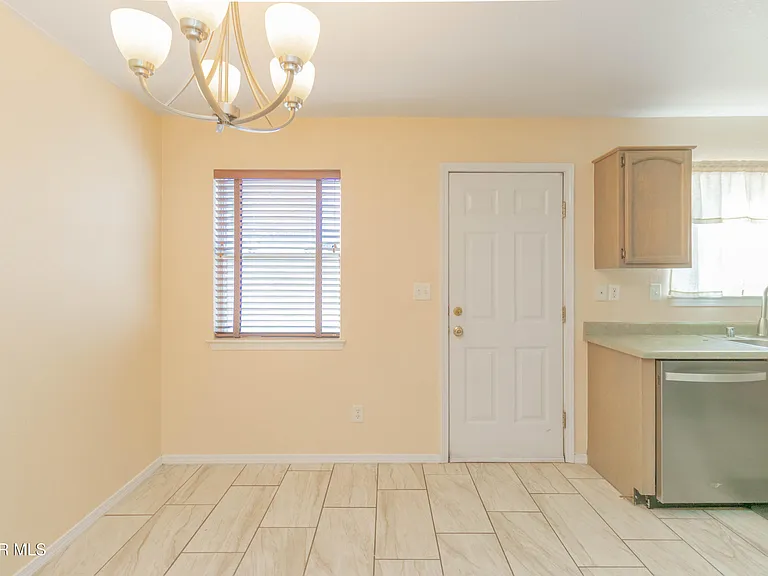 5652 Rick Husband Dr — Photo 15