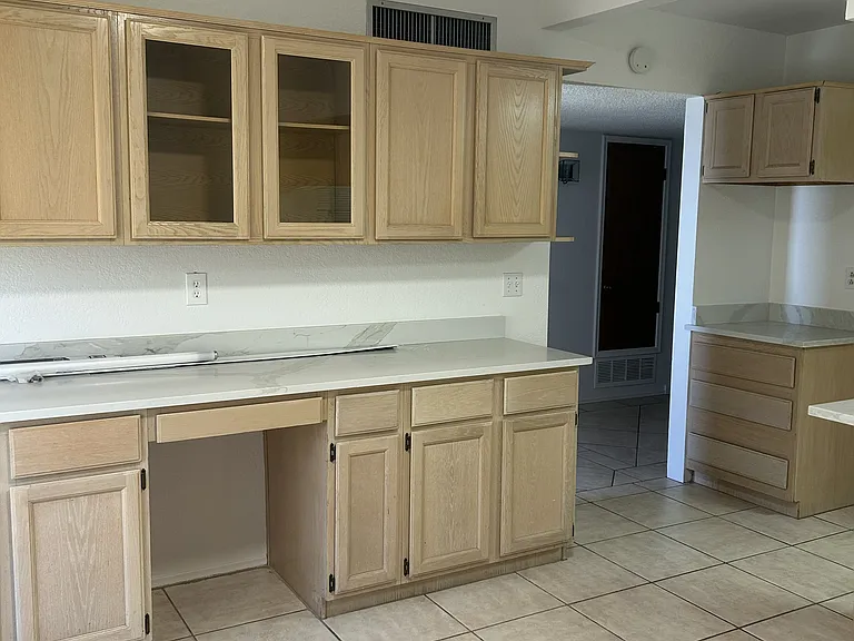 11830 N Joi Dr — Photo 4