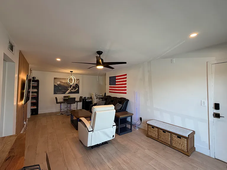 180 Cypress Club Dr #815 — Photo 9