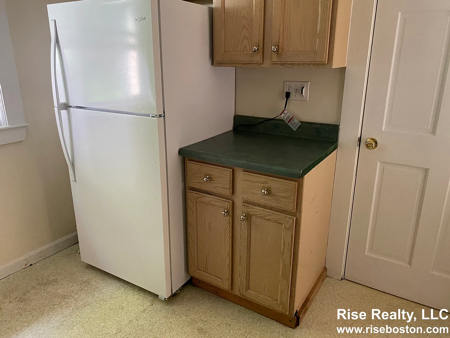 5 bed, 1.5 bath, $6,500 — Photo 2