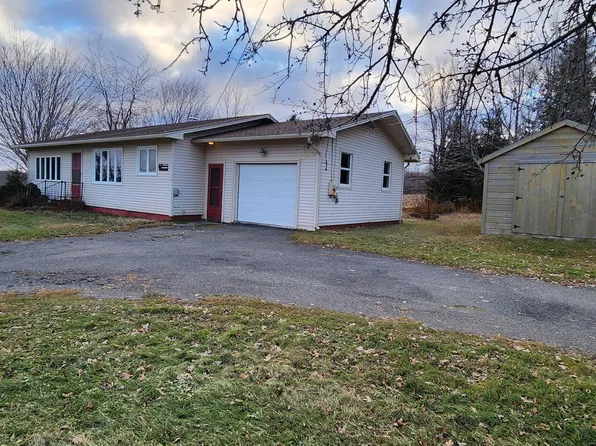 1424 Mapleton Road, Mapleton, ME 04757