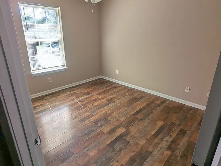 601 18th Street Taylor Apartments — Photo 7