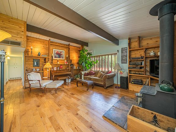 3rd image of 21300 Park Elm Dr