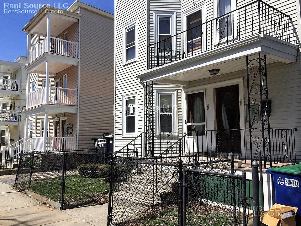 2nd image of 47 Belknap St