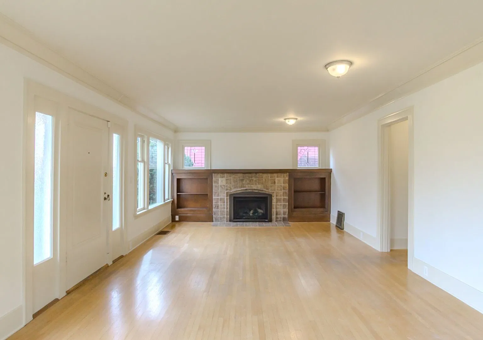 4Bd/3.25Ba Seattle Home — Photo 2