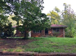 154 Evergreen Trl, Mount Airy, GA 30563