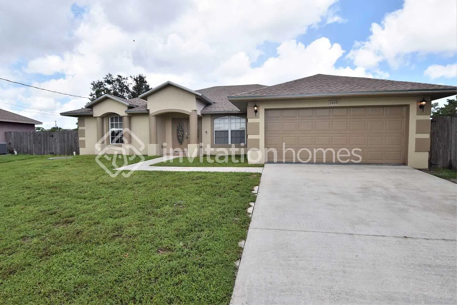 1409 SW Algardi Ln Port Saint Lucie, FL 34953 — Photo 1