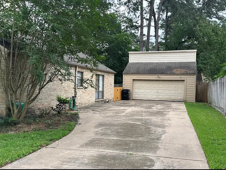 17406 Spicewood Springs Ln #17406 — Photo 8