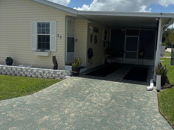 32 Henry Dr