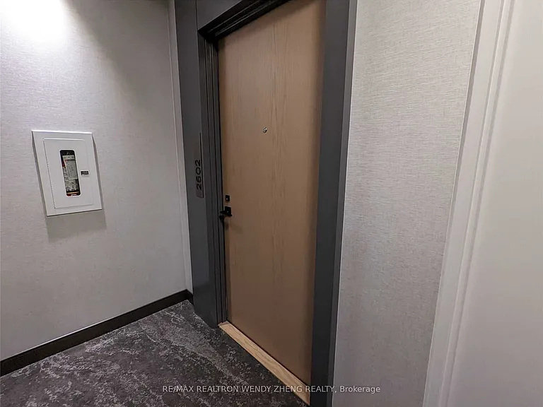 225 Village Green Sq #2602 — Photo 4