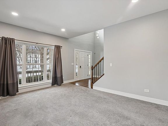 2nd image of 731 Saddlewood Dr