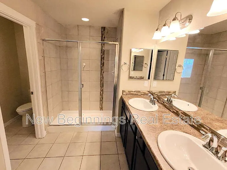 2562 Ellingwood Dr — Photo 18