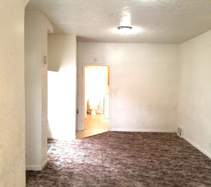 1st image of 819 16th St #0B-1Ba