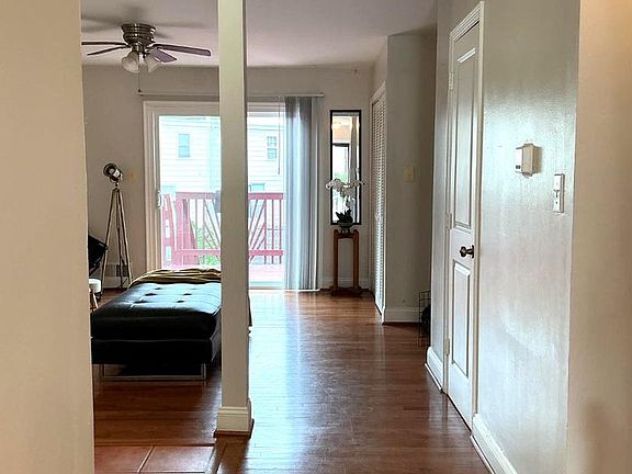4th image of 2908 Wren Ct