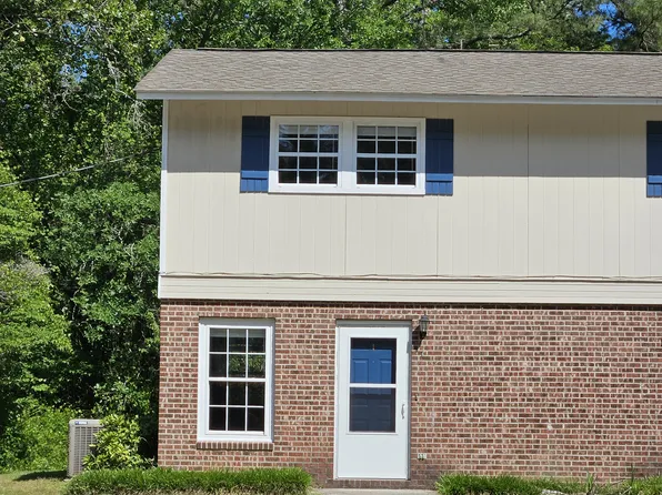 217 Pinebluff Cemetery Rd APT 1, Pinebluff, NC 28373