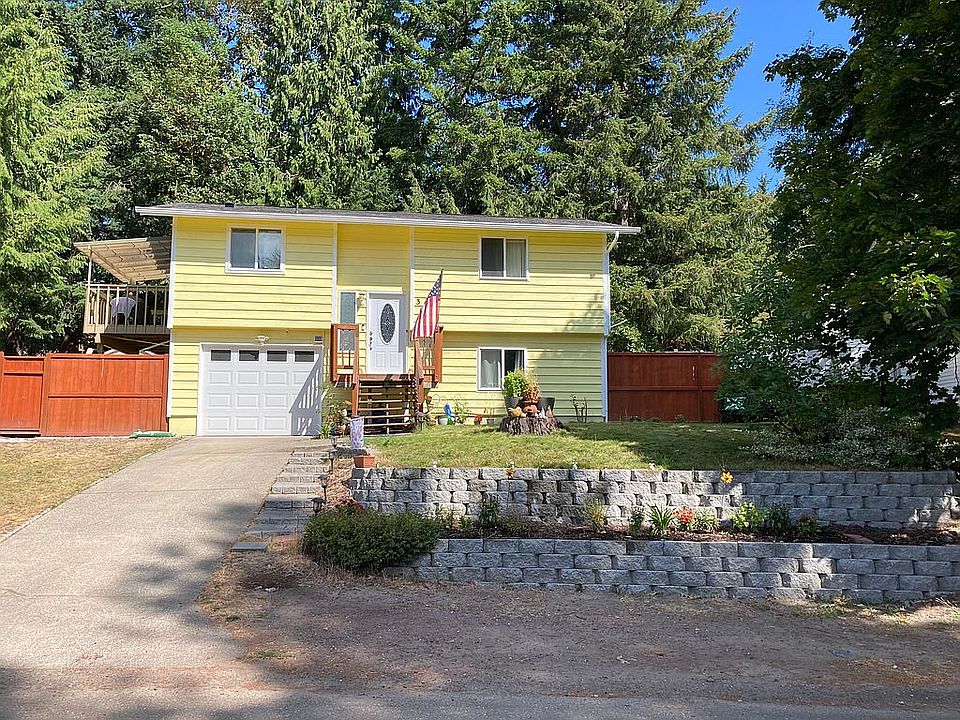 1st image of 363 NW Oakmont Way