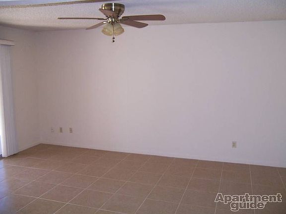4th image of 4477 N Lorna Ave
