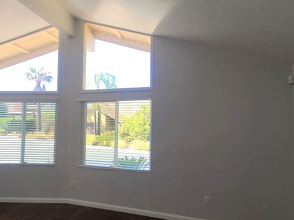 5th image of 17341 Libertad Dr