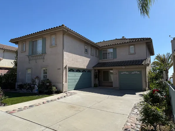 10234 Valley Waters Dr, Spring Valley, CA 91978