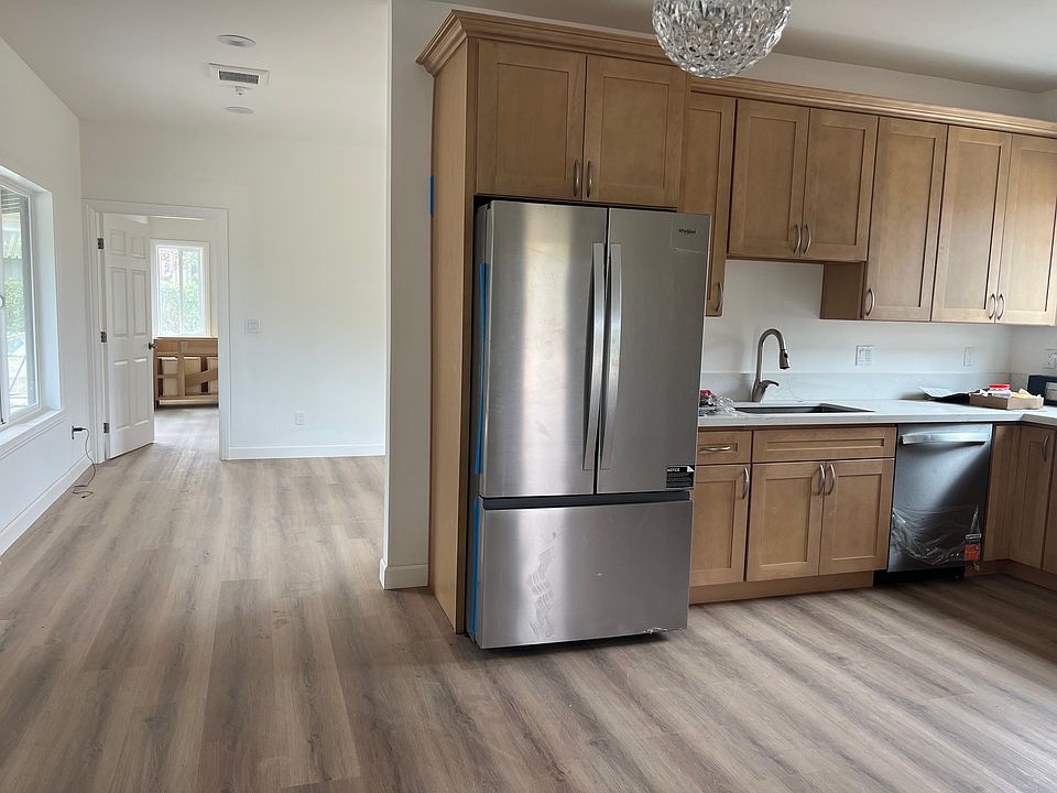 2nd image of 4810 Rubidoux Ave