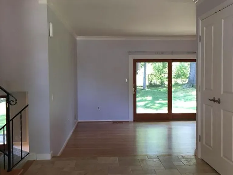 5109 Concordia St — Photo 8