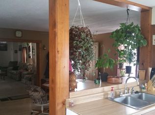 335 E Main St, Pinckney, MI 48169