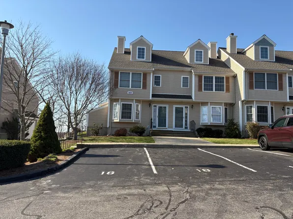 267 Bridge St Unit 18, Groton, CT 06340