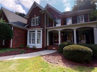 18425 Indian Oaks Ln, Davidson, NC 28036