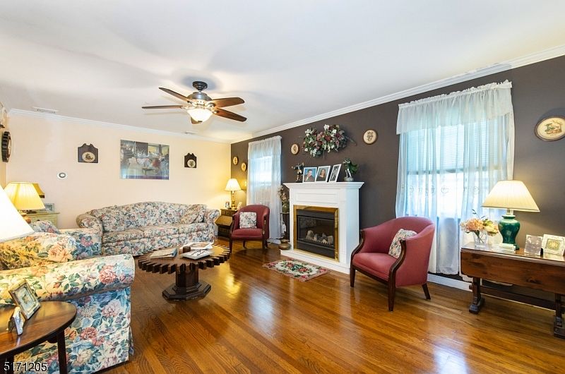 182 Broad Ave, Leonia, NJ 07605 Zillow