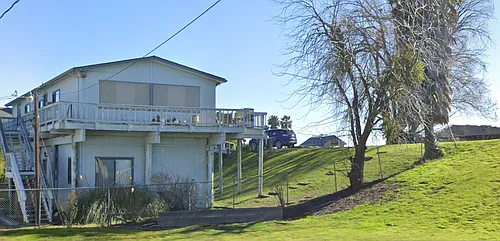 607 Riverview Pl Photo 1