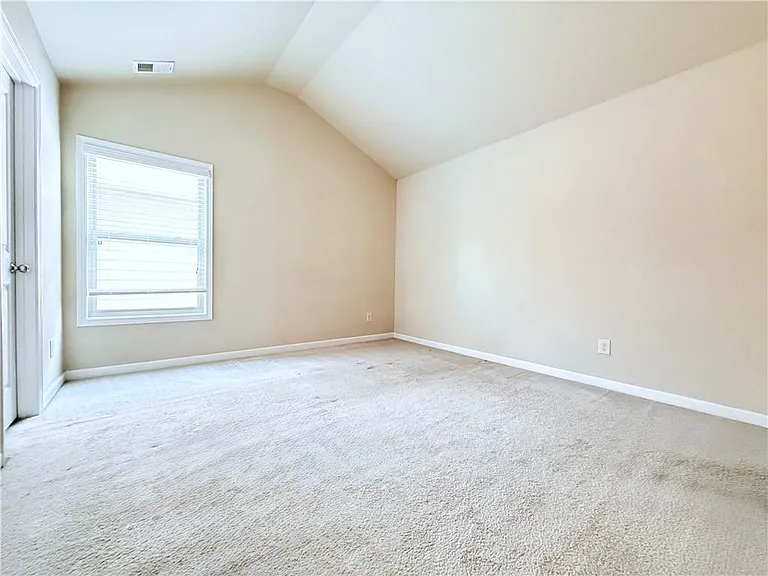 338 Privet Cir — Photo 9