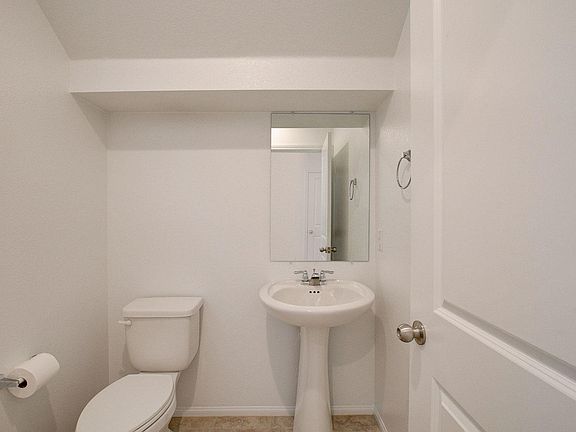 5th image of 4714 Agave Cactus St