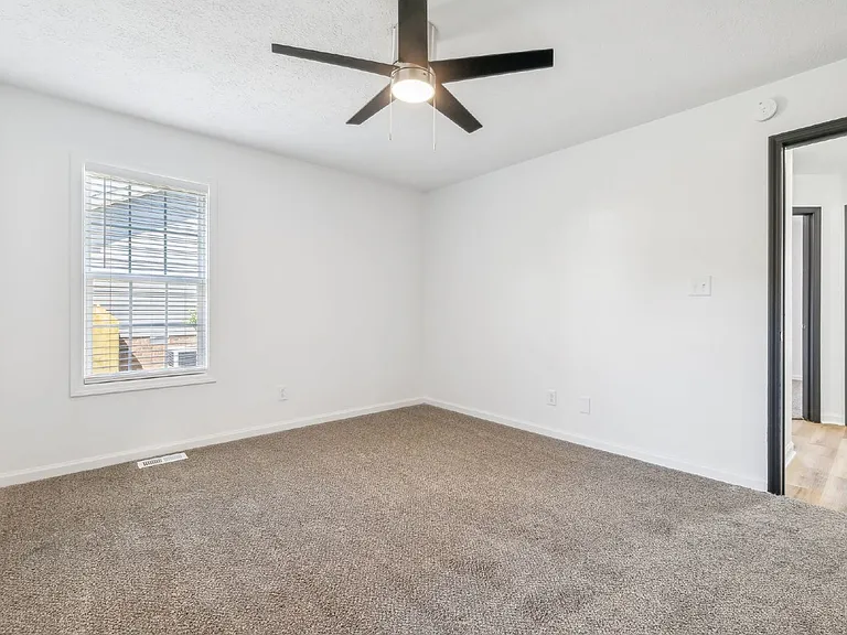 1824 Cottingham Ct — Photo 24