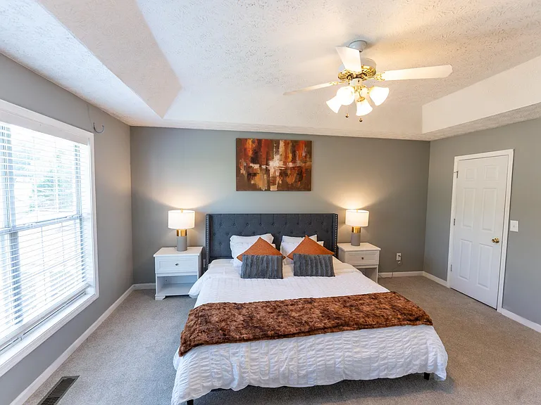 4589 Brook Farms Dr — Photo 26