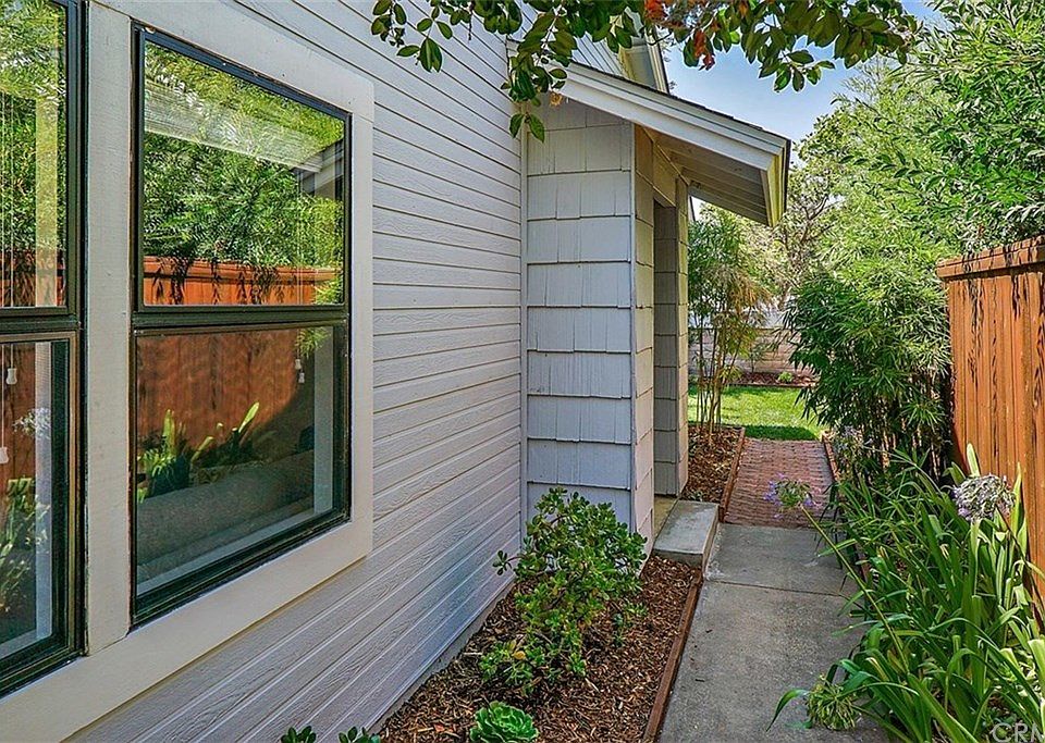 1st image of 770 Azalea Ct #4