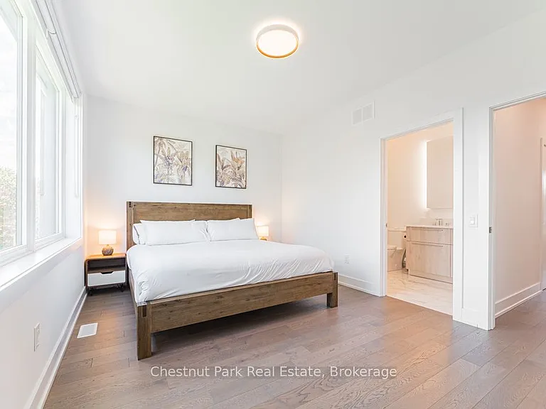 29 Rockmount Cres — Photo 22