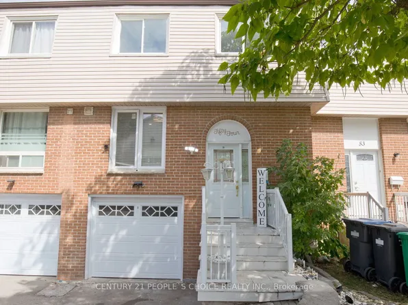 3525 Brandon Gate Dr #54, Mississauga, ON L4T 3M3