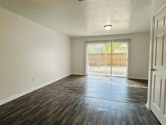 2nd image of 3427 SW 28th Ter APT B