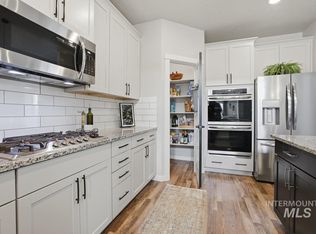 3812 E Rock Falls St, Nampa, ID 83687