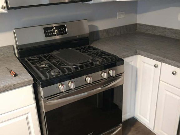 4th image of 120 E 120th Pl